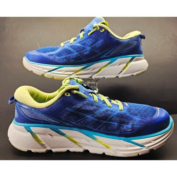 Hoka Women 10.5 Comfy footwear - Picture 3 of 9